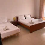 Kle\'S Apartment