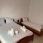 Kle\'S Apartment